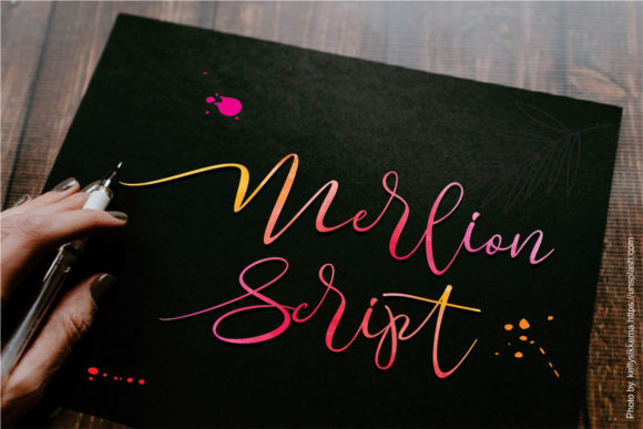 Merlion: A Font That Merges Timeless Elegance with Modern Creativity